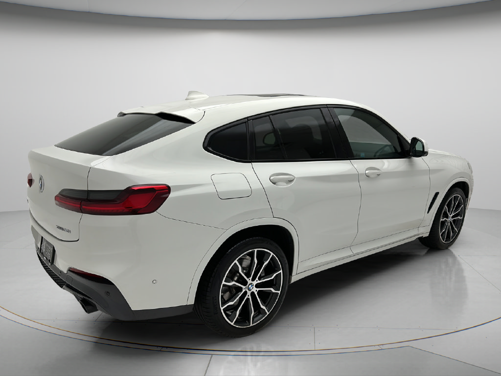 Used 2021 BMW X4 xDrive30i w/ Executive Package AWD/4WD image 5