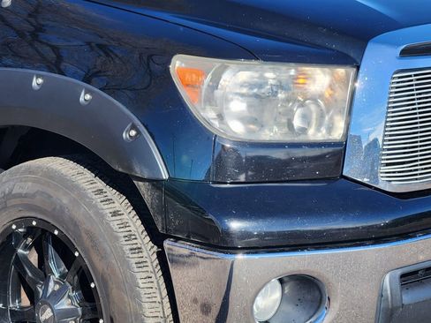 Used 2013 Toyota Tundra 4x4 CrewMax image 27