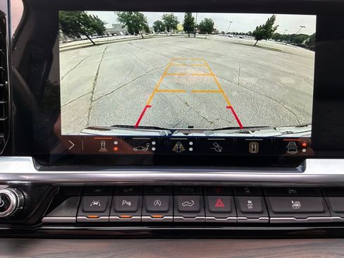 Used 2025 GMC Sierra 1500 SLT w/ SLT Premium Package AWD/4WD image 42