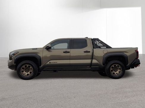 Certified 2025 Toyota Tacoma 4x4 Double Cab Hybrid image 9