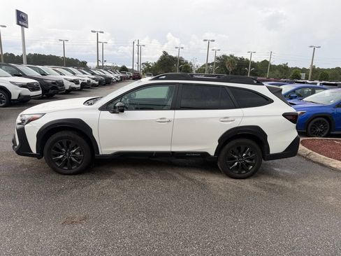 Used 2024 Subaru Outback Onyx Edition AWD/4WD image 12