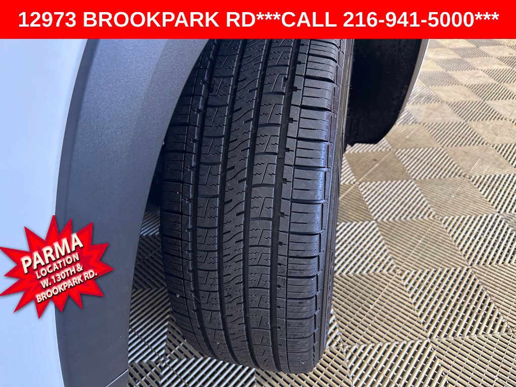 Certified 2024 Chevrolet Trax ACTIV w/ Sunroof Package FWD image 28