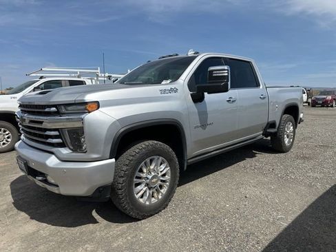 Used 2022 Chevrolet Silverado 3500 High Country w/ Z71 Off-Road Package AWD/4WD image 1