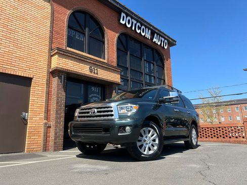 Used 2008 Toyota Sequoia Platinum image 3
