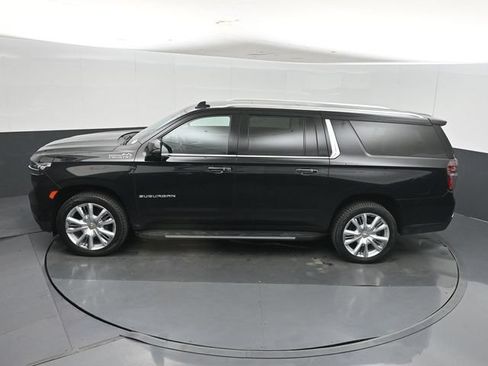 Used 2024 Chevrolet Suburban High Country AWD/4WD image 47