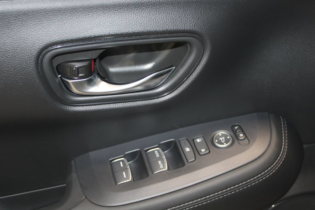 New 2027 Honda HR-V EX-L image 13