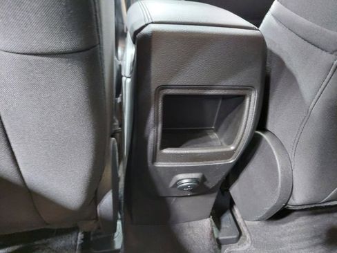 Used 2016 Ford Escape SE image 33