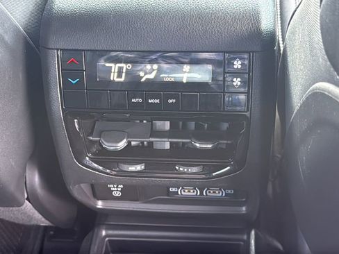 Used 2024 Jeep Grand Cherokee L Laredo AWD/4WD image 20