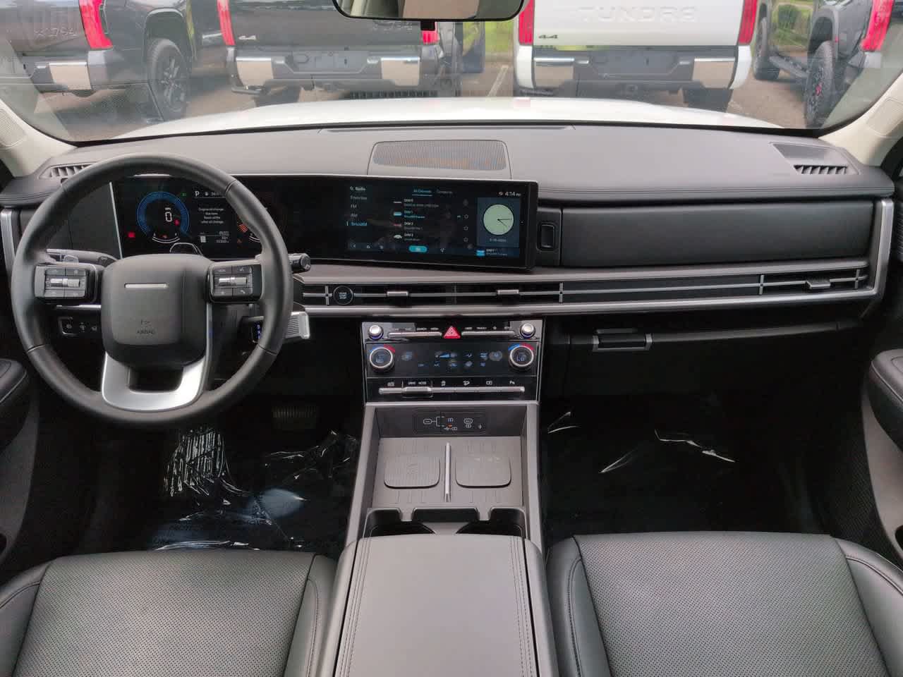 Used 2026 Hyundai Santa Fe SEL FWD image 15