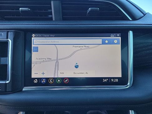 Used 2021 GMC Yukon XL Denali w/ Denali Premium Package image 21