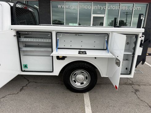 Used 2021 Ford F250 XL w/ Power Equipment Group image 13