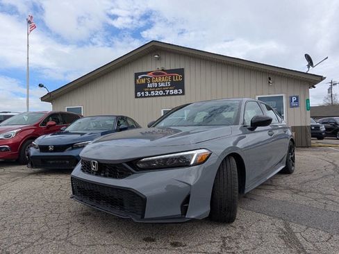 Used 2025 Honda Civic Sport image 1