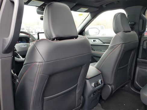 New 2026 Ford Explorer ST-Line image 27