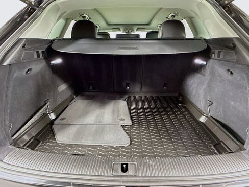 Used 2023 Audi Q5 2.0T Premium Plus w/ Premium Plus Package AWD/4WD image 28