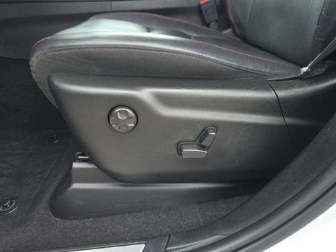 Used 2025 Dodge Durango GT AWD/4WD image 29
