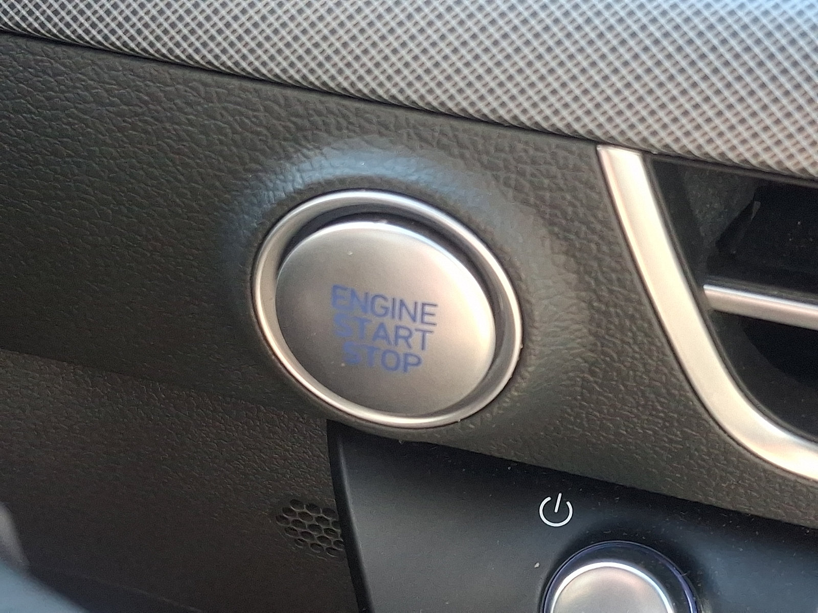 Used 2025 Hyundai Sonata SEL FWD image 23