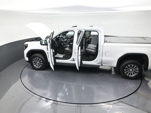 Used 2022 GMC Sierra 1500 AT4 w/ AT4 Preferred Package image 15