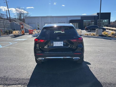 Used 2025 Mercedes-Benz GLA 250 GLA 250 image 6