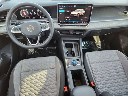 New 2026 Volkswagen Tiguan S image 15