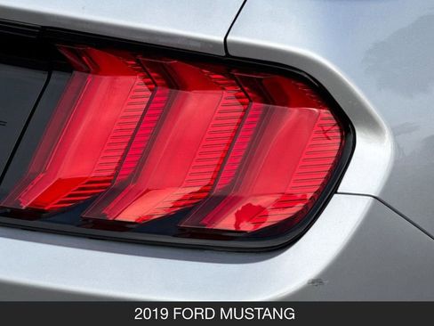 Used 2019 Ford Mustang Premium image 28