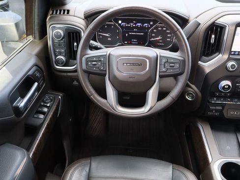 Used 2020 GMC Sierra 2500 Denali w/ Denali Ultimate Package image 25