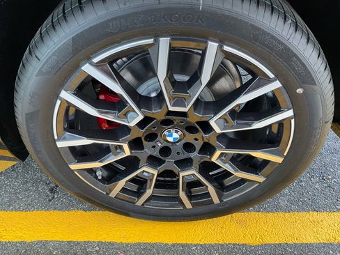 New 2026 BMW X5 xDrive50e w/ M Sport Package AWD/4WD image 22