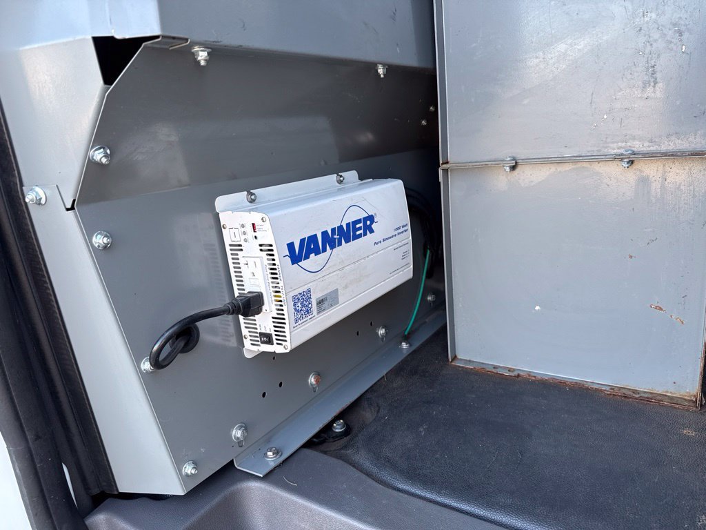 Used 2020 Ford Transit Connect XL FWD image 15