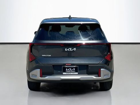 New 2027 Kia Seltos S FWD image 6