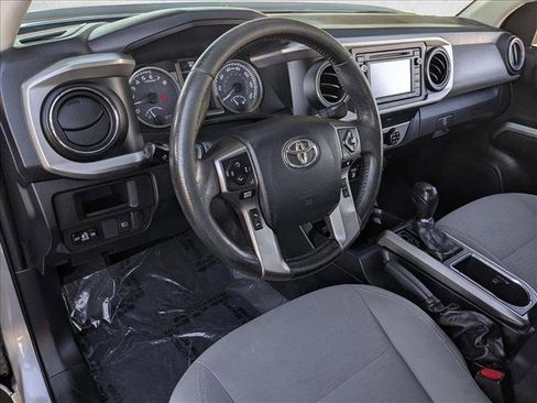 Used 2019 Toyota Tacoma SR5 image 9