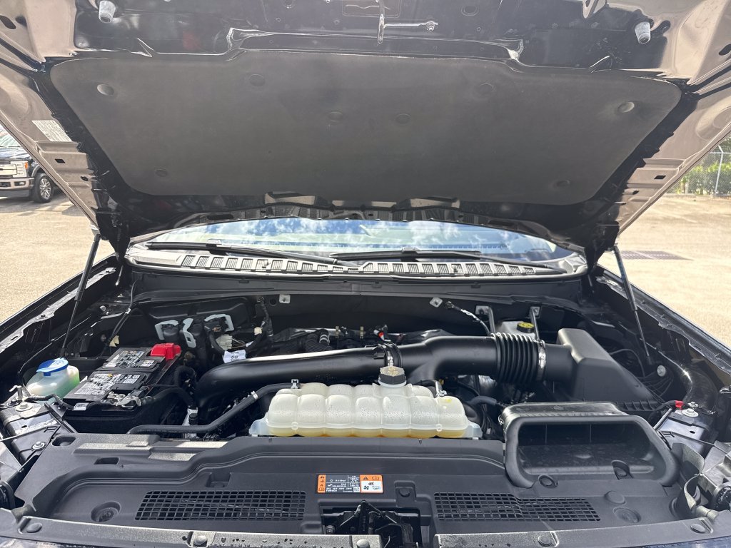 Used 2025 Ford Expedition Max Active RWD image 35