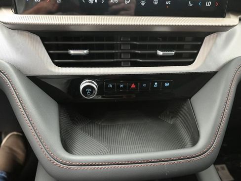 New 2026 Ford Explorer Active image 9