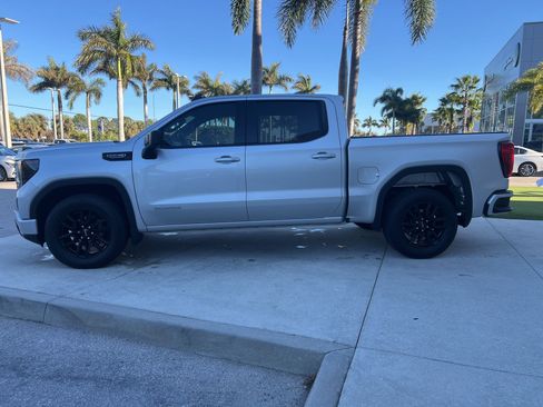 Used 2022 GMC Sierra 1500 Elevation image 5