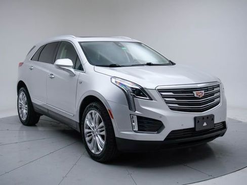 Used 2019 Cadillac XT5 Premium Luxury image 9