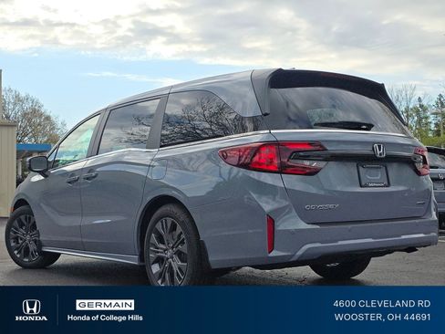 New 2026 Honda Odyssey Touring image 15