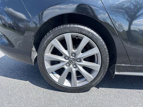 Used 2021 MAZDA MAZDA3 s FWD image 33
