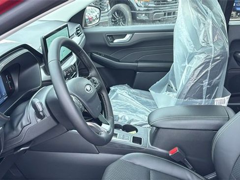 New 2026 Ford Escape SE image 25