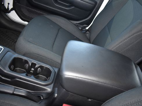Used 2021 Jeep Wrangler Unlimited Sport AWD/4WD image 21