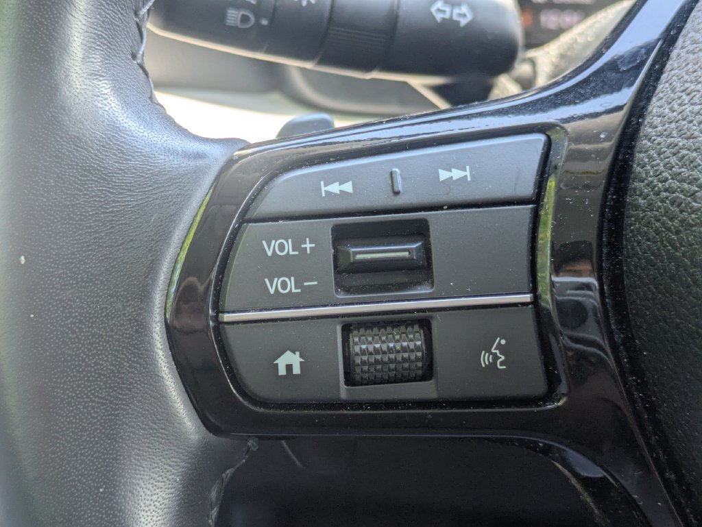 Used 2025 Honda Pilot EX-L image 33