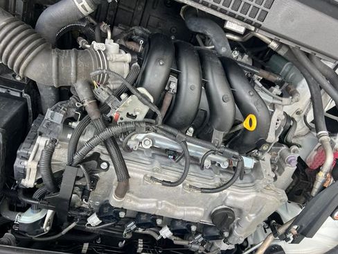 Used 2020 Toyota Corolla LE image 32