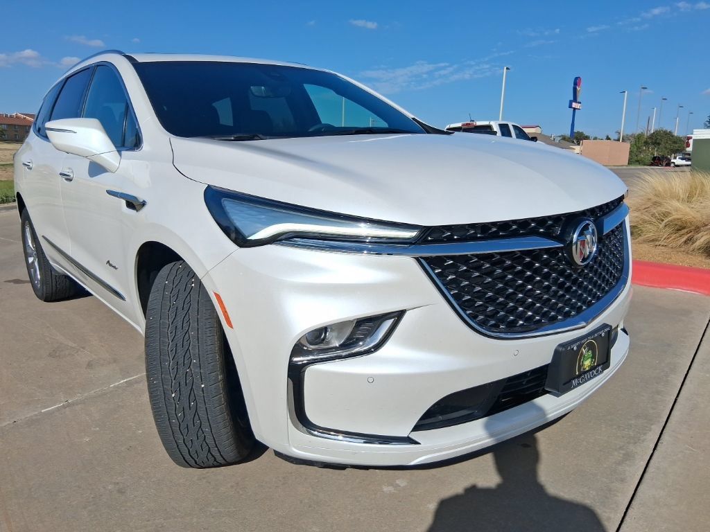Used 2024 Buick Enclave Avenir w/ Trailering Package, 5000 lbs. FWD image 7