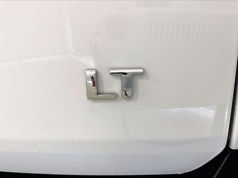Used 2023 Chevrolet Traverse LT w/ LPO, Floor Liner Package AWD/4WD image 29