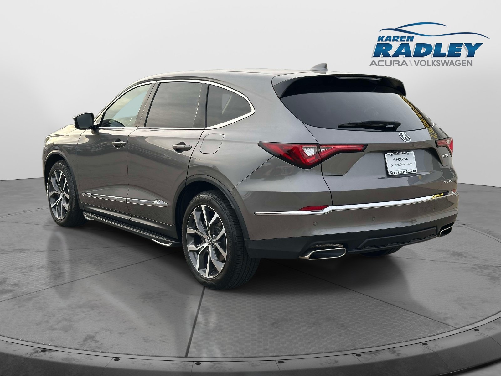 Used 2024 Acura MDX w/ Technology Package AWD/4WD image 4