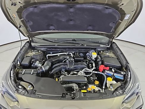 Certified 2025 Subaru Outback Premium image 6