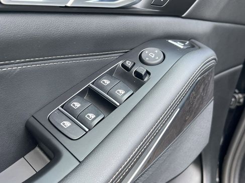 Used 2023 BMW X5 xDrive40i w/ Parking Assistance Package image 16