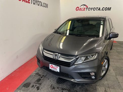 Used 2019 Honda Odyssey EX image 3