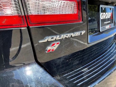 Used 2019 Dodge Journey GT image 27