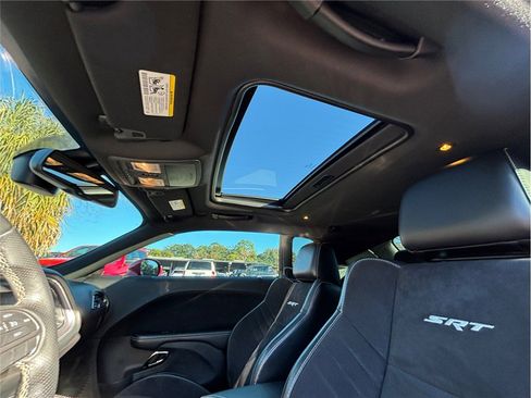 Used 2016 Dodge Challenger SRT Hellcat image 37