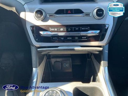 Certified 2023 Ford Explorer XLT w/ Equipment Group 202A AWD/4WD image 8