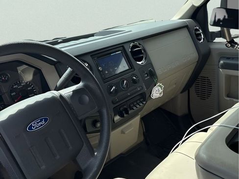 Used 2008 Ford F250 XLT image 8