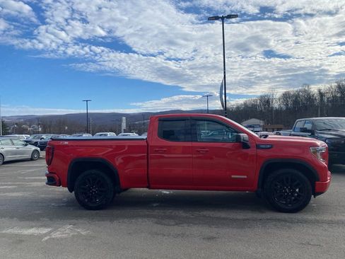 Used 2020 GMC Sierra 1500 Elevation w/ Elevation Value Package image 2